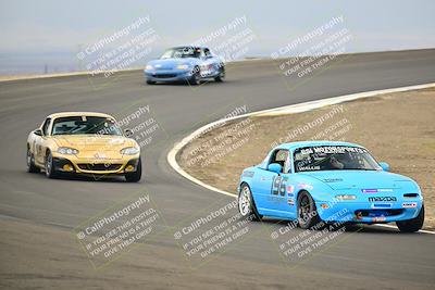 media/Jan-26-2025-CalClub SCCA (Sun) [[cfcea7df88]]/Group 4/Race/